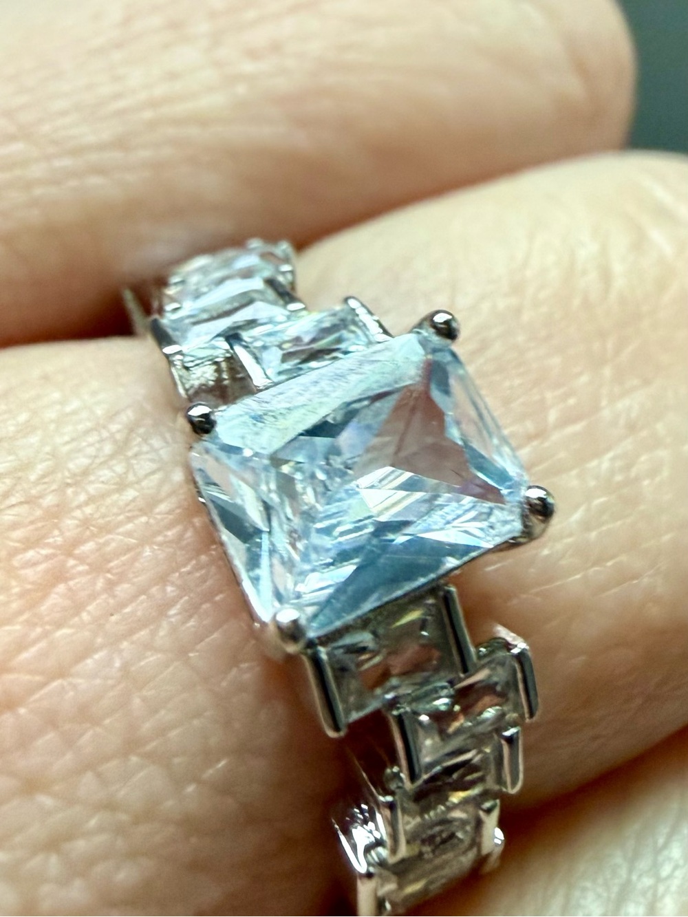 NEW!!Classic 14k White Gold-Plated Emerald Cut CZ Engagement Ring - White size 8 - Picture 8 of 15
